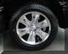 wheeltire.jpg (77835 bytes)